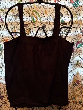 Go International Boxy cropped tank
